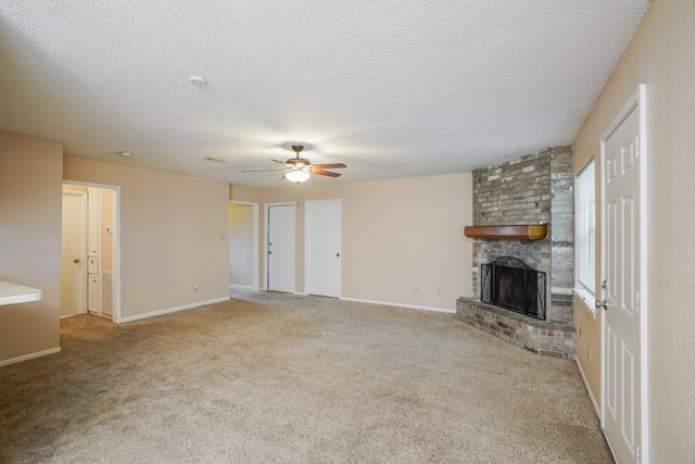 2714 8th Avenue N, Texas City, TX 77590