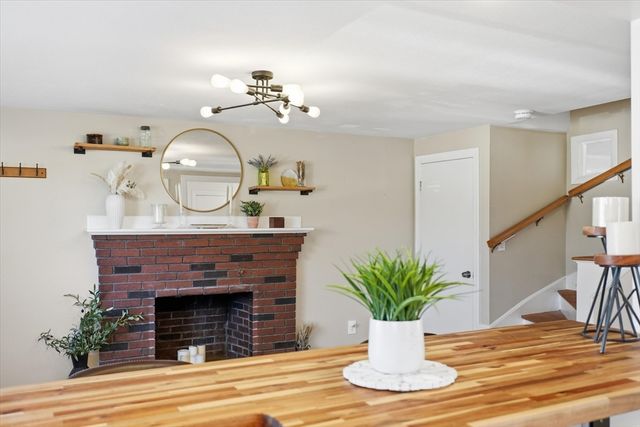 27 Garfield Ave, Saugus, MA 01906