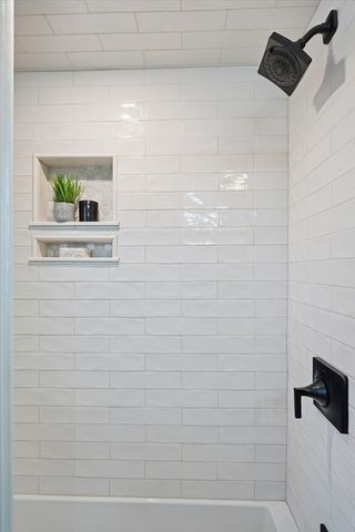 27 Garfield Ave, Saugus, MA 01906