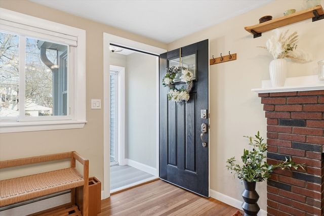 27 Garfield Ave, Saugus, MA 01906