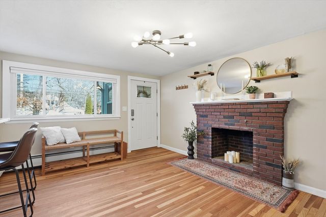 27 Garfield Ave, Saugus, MA 01906