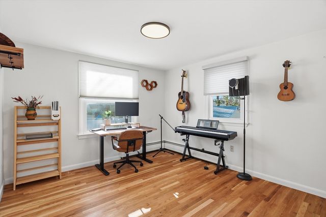 27 Garfield Ave, Saugus, MA 01906