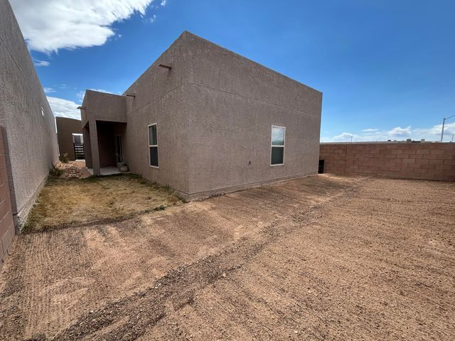 1745 VILLA CONTESA Court NW, Los Lunas, NM 87031
