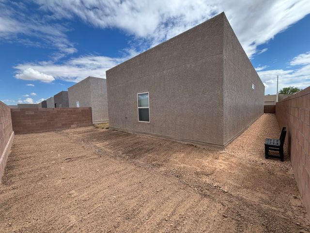 1745 VILLA CONTESA Court NW, Los Lunas, NM 87031