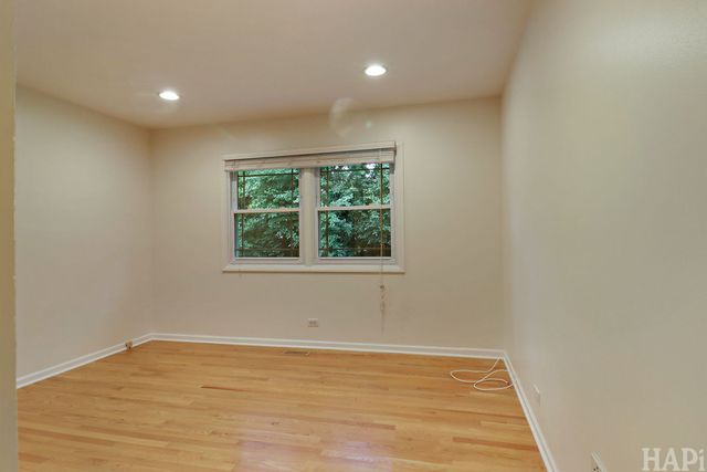 994 Commonwealth Court, Barrington, IL 60010