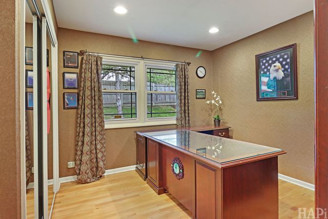 994 Commonwealth Court, Barrington, IL 60010