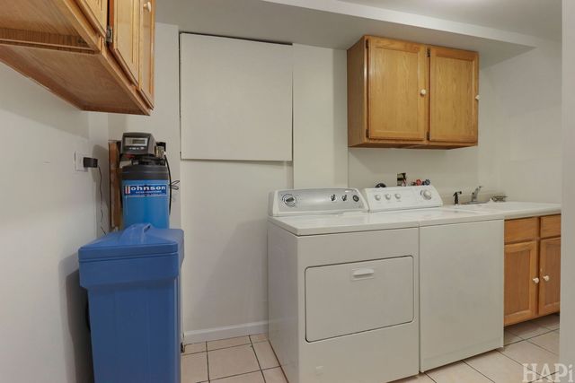 994 Commonwealth Court, Barrington, IL 60010