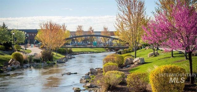 114 Sunnyside Dr, Caldwell, ID 83605