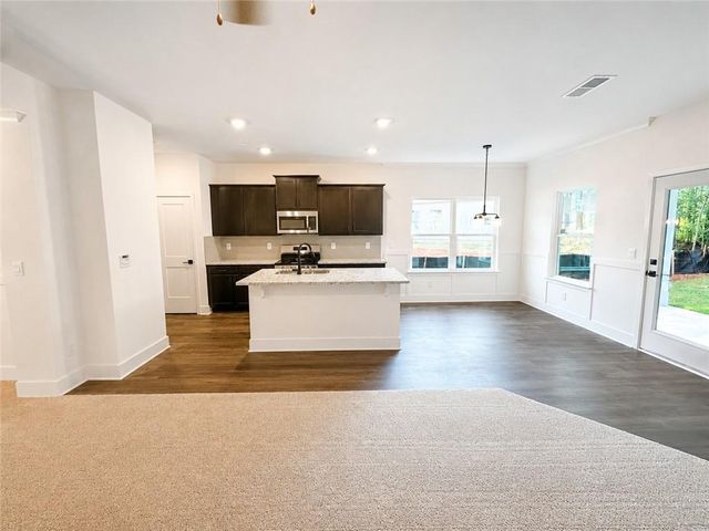 102 Laney Drive, Carrollton, GA 30117