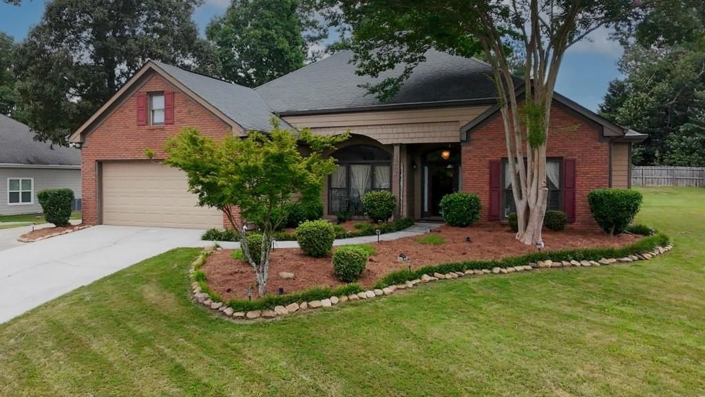 3262 Beech Hollow Court, Loganville, GA 30052