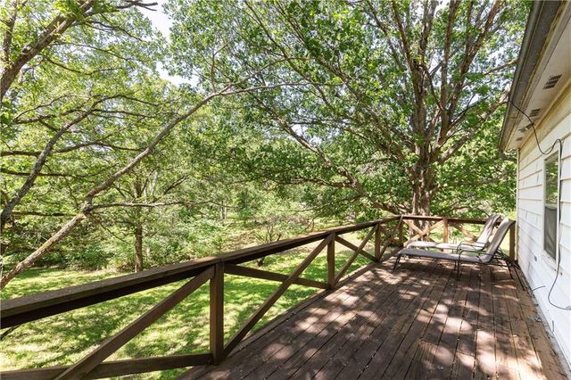 13200 Bell Island Road, Warsaw, MO 65355