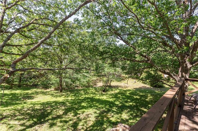 13200 Bell Island Road, Warsaw, MO 65355