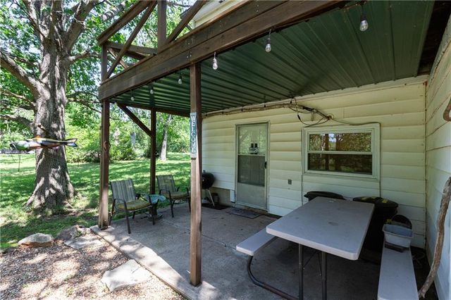 13200 Bell Island Road, Warsaw, MO 65355