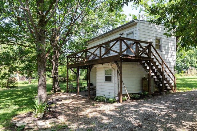 13200 Bell Island Road, Warsaw, MO 65355