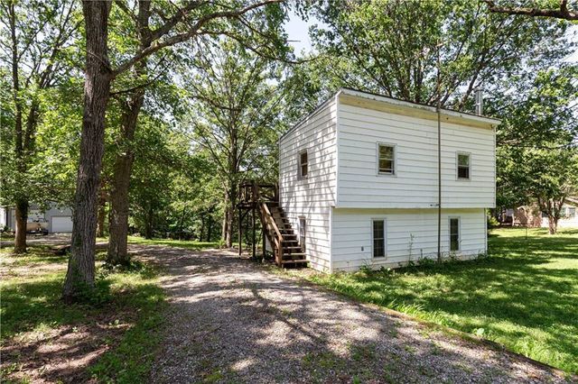 13200 Bell Island Road, Warsaw, MO 65355