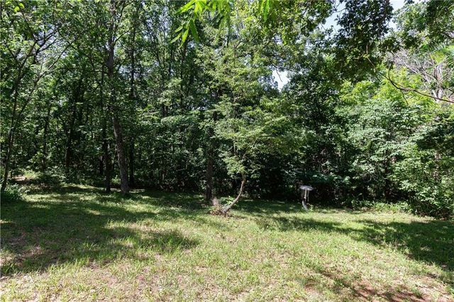 13200 Bell Island Road, Warsaw, MO 65355