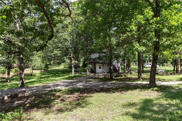 13200 Bell Island Road, Warsaw, MO 65355