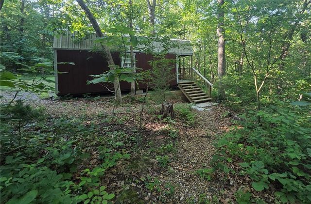 13200 Bell Island Road, Warsaw, MO 65355