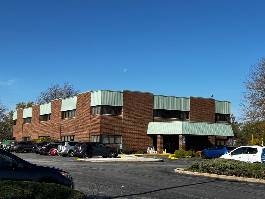 20303 Crawford Avenue LL2, Olympia Fields, IL 60461