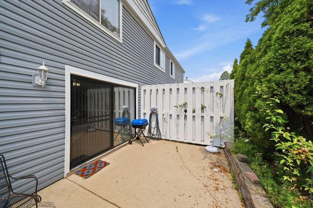 865 Oxford Place 865, Wheeling, IL 60090