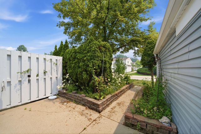 865 Oxford Place 865, Wheeling, IL 60090