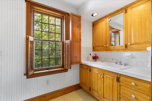 300 Paine Hollow Road, Wellfleet, MA 02667