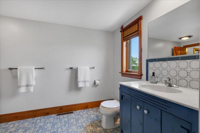 300 Paine Hollow Road, Wellfleet, MA 02667