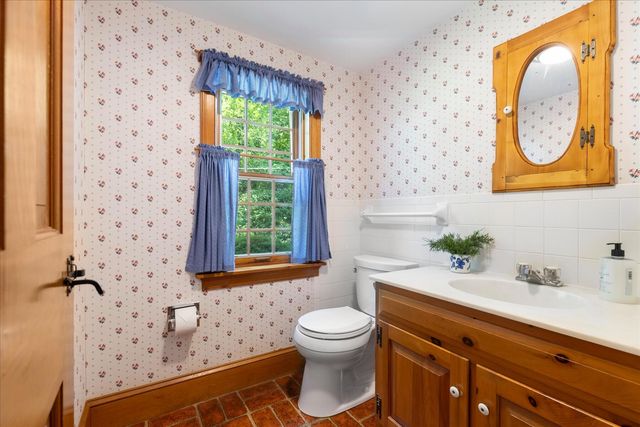 300 Paine Hollow Road, Wellfleet, MA 02667