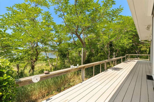 300 Paine Hollow Road, Wellfleet, MA 02667