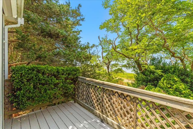 300 Paine Hollow Road, Wellfleet, MA 02667