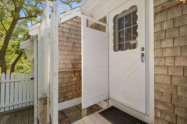 300 Paine Hollow Road, Wellfleet, MA 02667