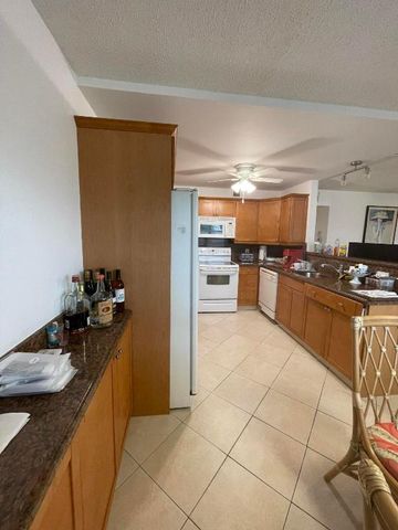 244 Grantham C 244, Deerfield Beach, FL 33442