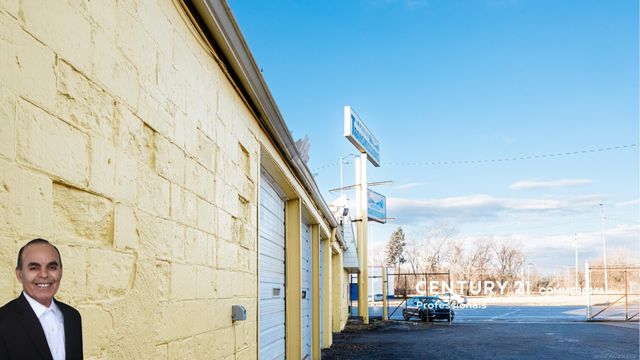 13118 Gratiot Avenue, Detroit, MI 48205