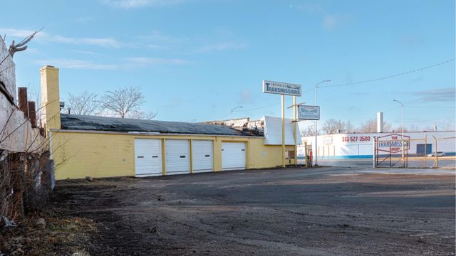 13118 Gratiot Avenue, Detroit, MI 48205