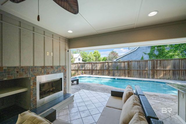 1436 5th Street, Daphne, AL 36526