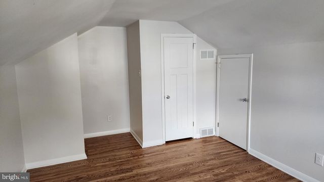 213 UPPER VALLEY RD, North Wales, PA 19454