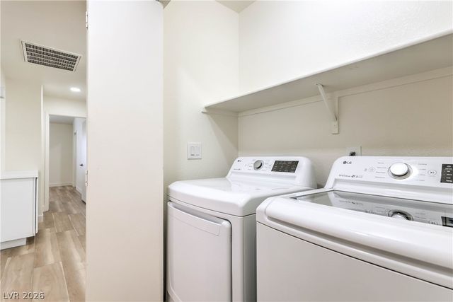 7716 License Street, Las Vegas, NV 89131