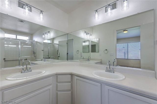 7716 License Street, Las Vegas, NV 89131