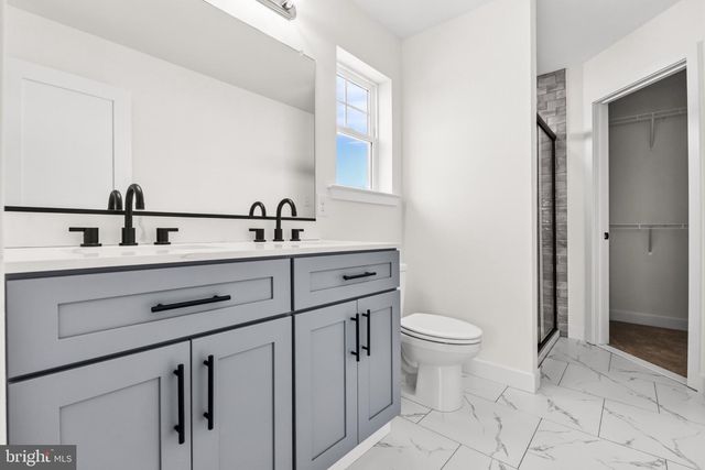 189 MONMOUTH AVE, West Deptford, NJ 08086