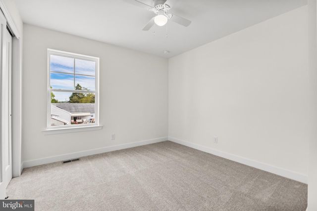189 MONMOUTH AVE, West Deptford, NJ 08086