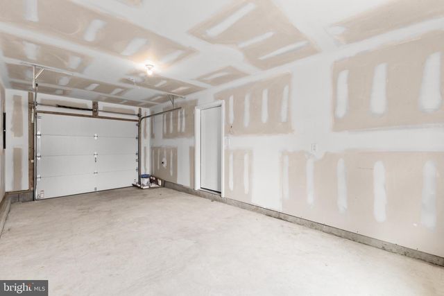 189 MONMOUTH AVE, West Deptford, NJ 08086
