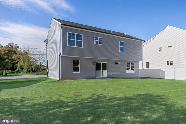 189 MONMOUTH AVE, West Deptford, NJ 08086