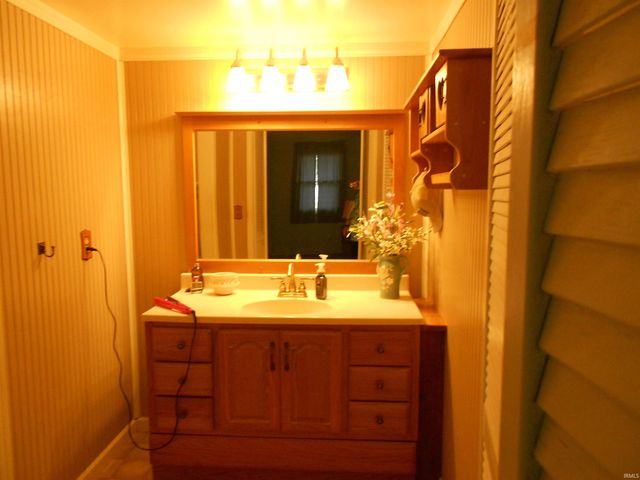 4483 S 550 East, Peru, IN 46970