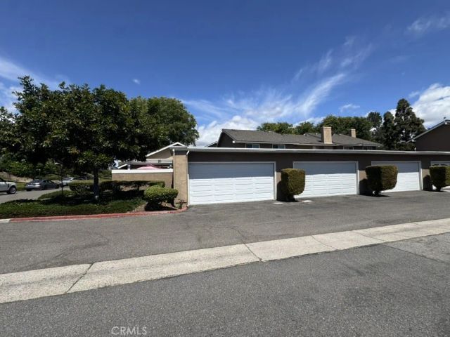 12 Denver 74, Irvine, CA 92604