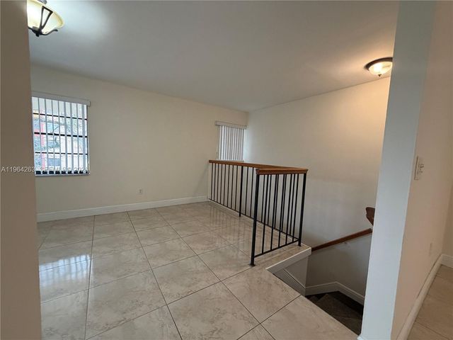 6085 W Flagler St 0, Miami, FL 33144