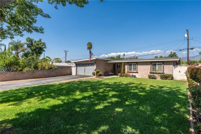 18361 E Nearfield, Azusa, CA 91702
