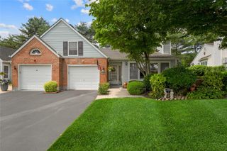 78 Hearthside Drive 78, Mount Sinai, NY 11766