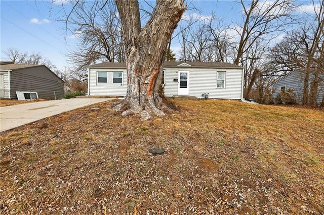 6252 Lathrop Avenue, Kansas City, KS 66104