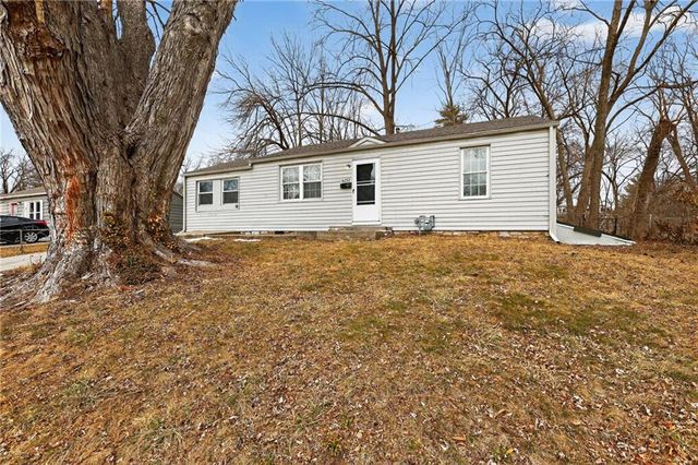 6252 Lathrop Avenue, Kansas City, KS 66104