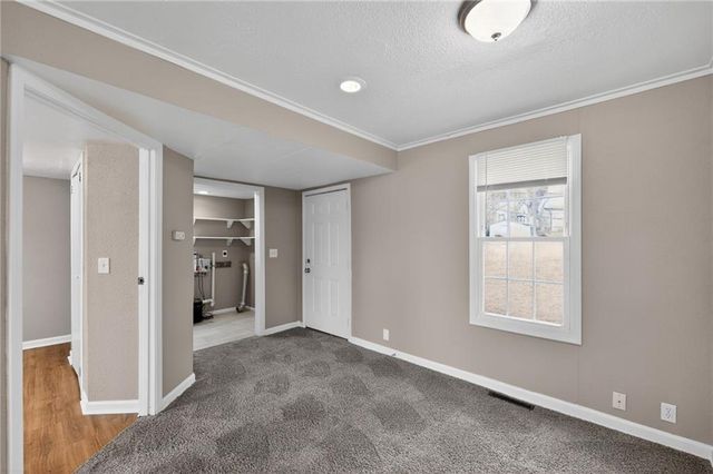 6252 Lathrop Avenue, Kansas City, KS 66104